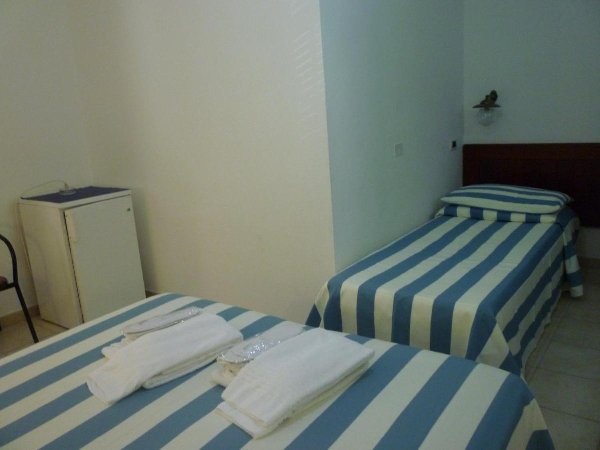 Hotel L'Ancora Santa Teresa Gallura Zewnętrze zdjęcie