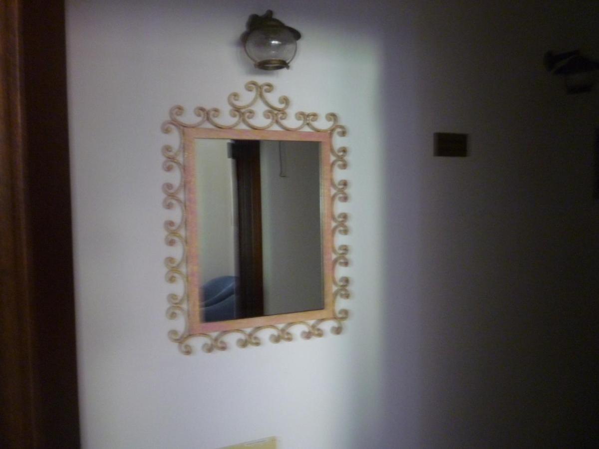 Hotel L'Ancora Santa Teresa Gallura Zewnętrze zdjęcie