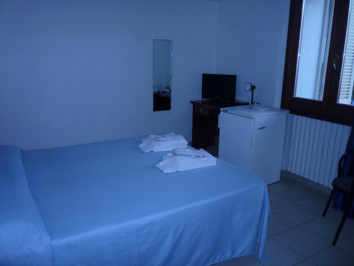 Hotel L'Ancora Santa Teresa Gallura Zewnętrze zdjęcie