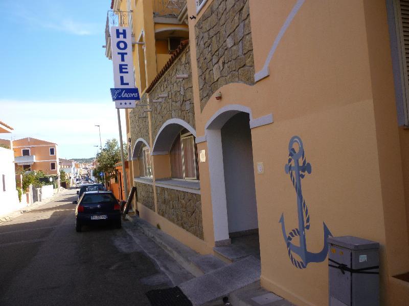 Hotel L'Ancora Santa Teresa Gallura Zewnętrze zdjęcie