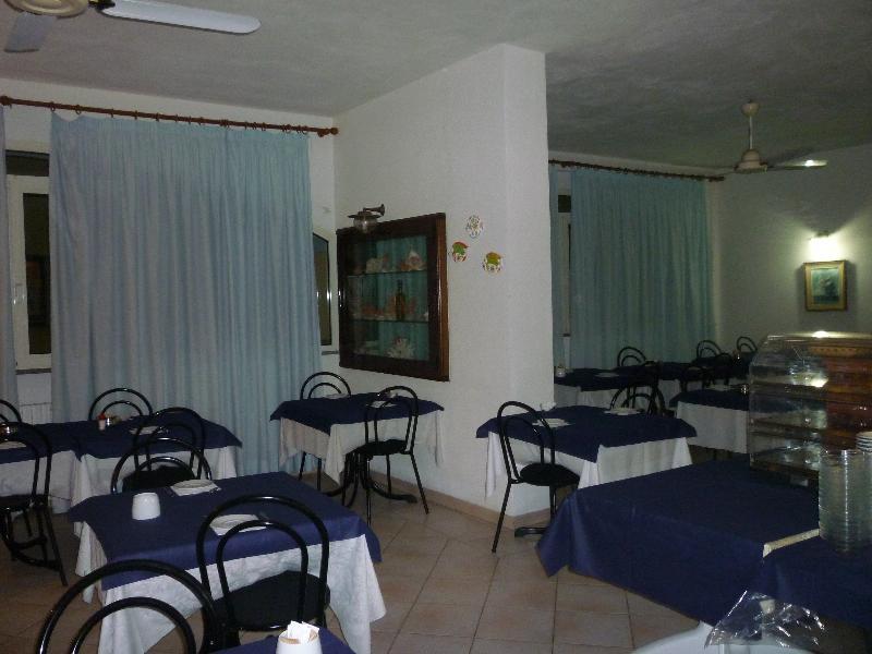 Hotel L'Ancora Santa Teresa Gallura Zewnętrze zdjęcie