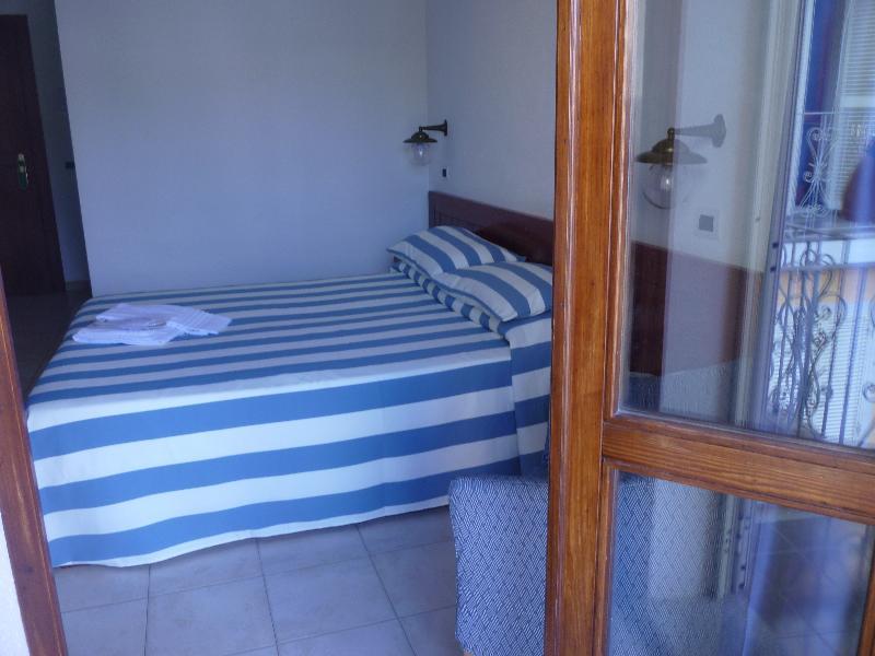 Hotel L'Ancora Santa Teresa Gallura Zewnętrze zdjęcie